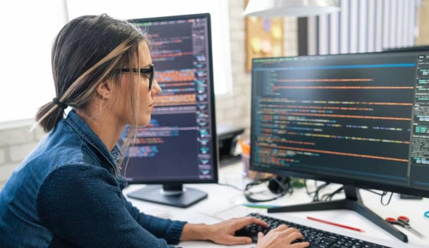 太原小程序开发公司：DevOps与BI工具生命周期管理的深度融合