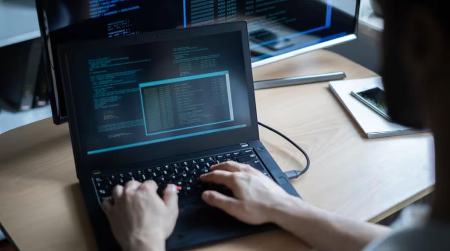 太原小程序开发破局关键：筑牢AWS DevOps工程师核心能力